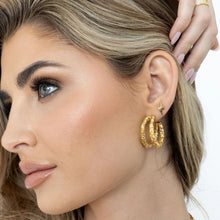 Load image into Gallery viewer, Reign Hammered Hoops