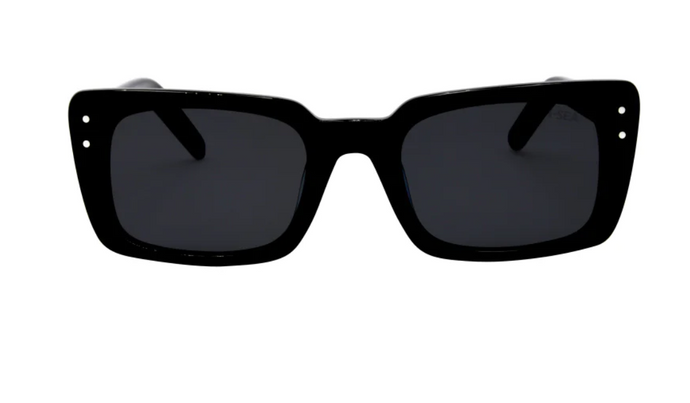 Sunny Side Sunglasses: Black/Smoke Polarized
