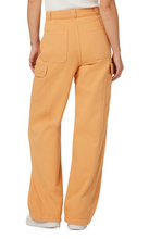 Load image into Gallery viewer, High-Rise Wide Leg Cargo Pant: Clay