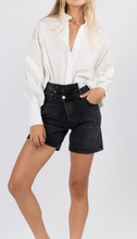 Load image into Gallery viewer, Button Detailed Sleeves Top: White